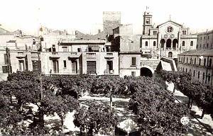 MB h- 003- eglise St-Louis et place de la perle